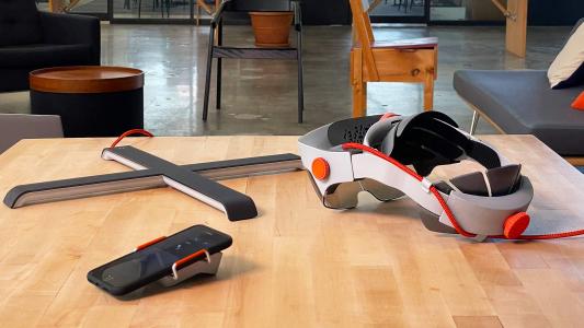 Holographic Collaboration