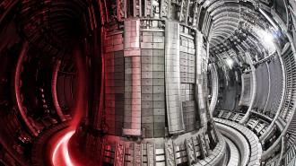 Fusion reactor