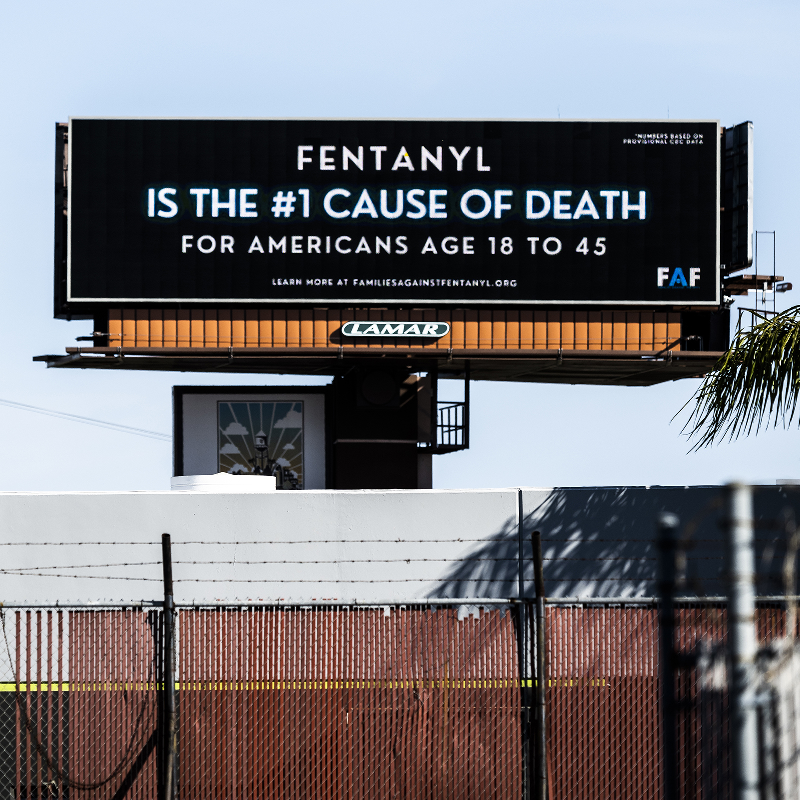 billboard saying fentanyl overdose is a leading killer